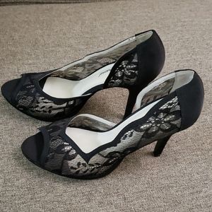 Lulu Townsend Lace Heels